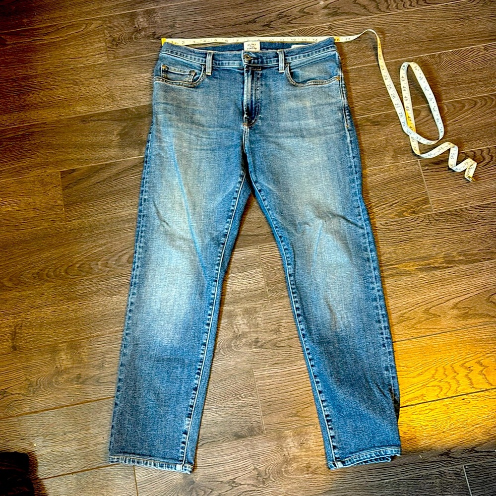 Flint & Tinder Tapered fit jeans size 31